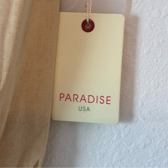 Womens Paradise Off Shoulder Ruffle Romper Small NWT - Picture 4 of 7